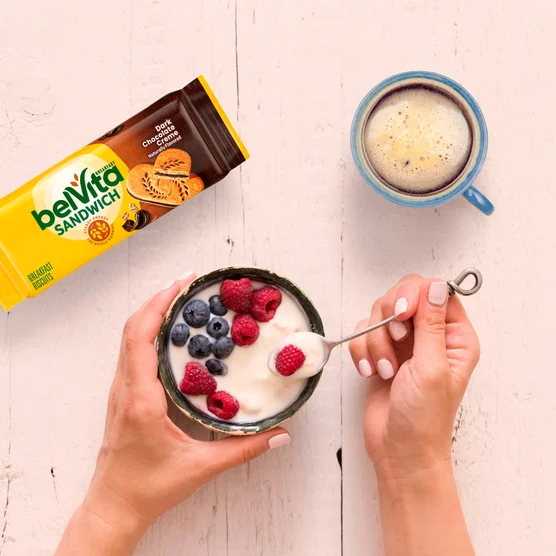 belVita Breakfast Sandwich Biscuits, Dark Chocolate Creme, 1.76 oz, 25-count - Image 2